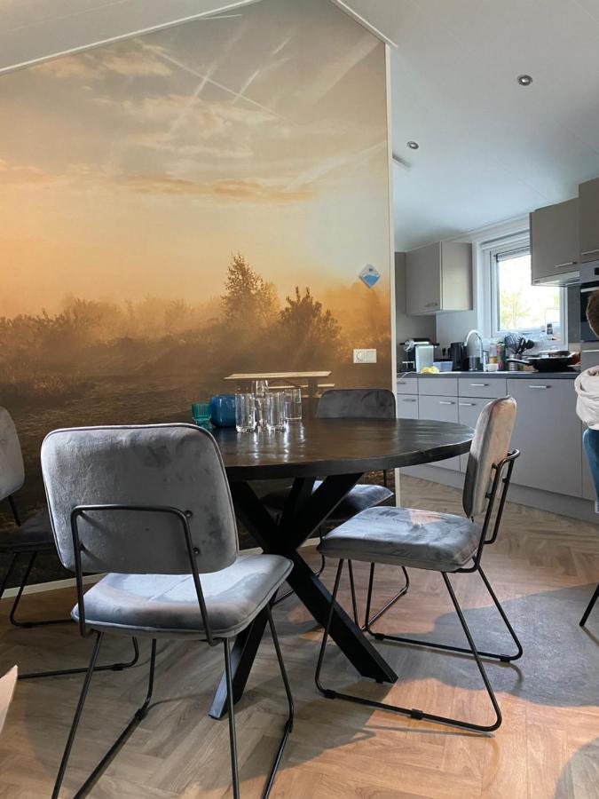 Luxe En Gezellig Chalet Aan Veluwemeer 4 Pers هولْسْهورست المظهر الخارجي الصورة